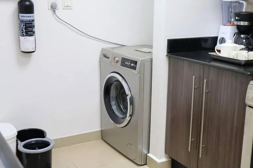 Divine 1Br Apartment In Al Reef. Abu Dhabi 0*,